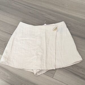 NWOT H&M Skort